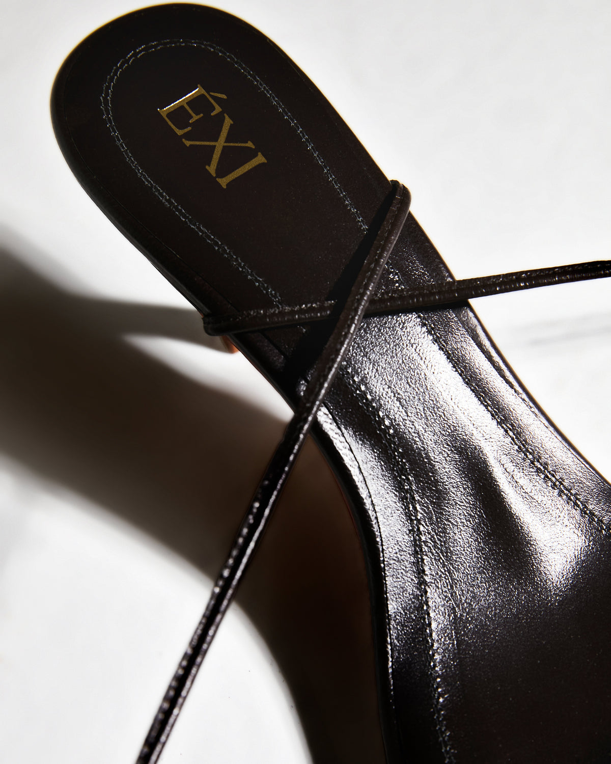 THALIA LACEUP COFFEE