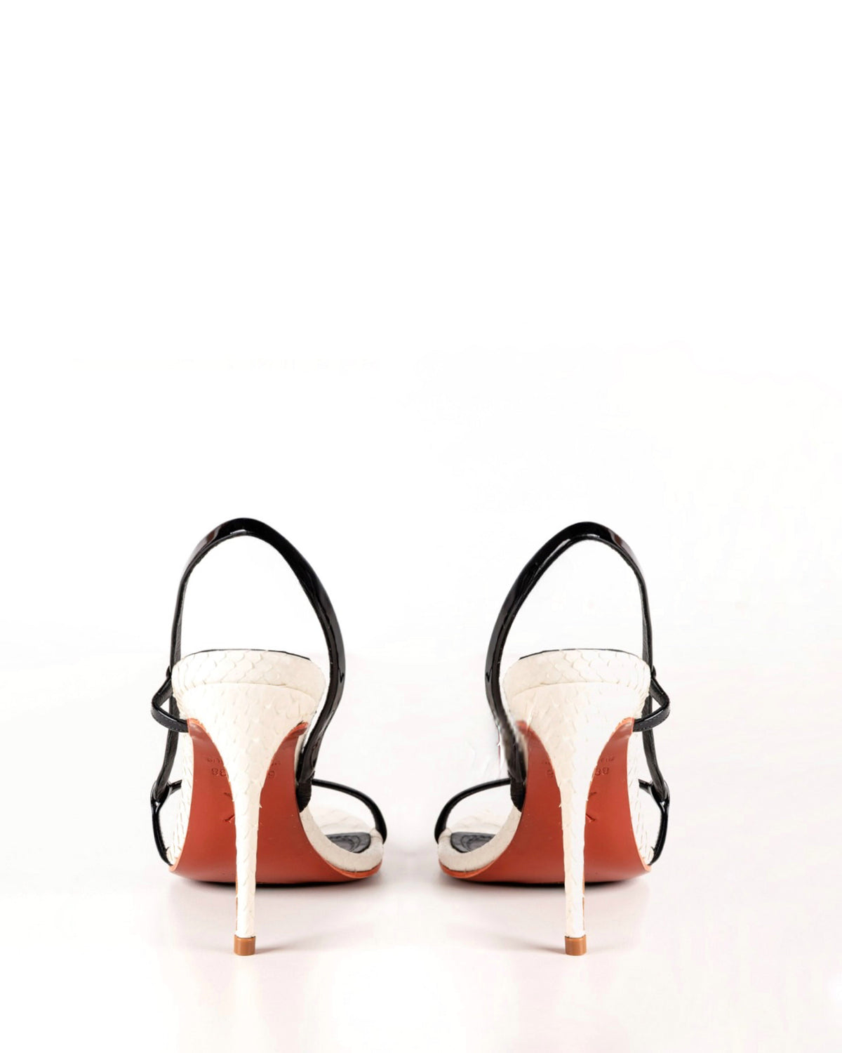 ADRIANA SANDAL BLACK & WHITE