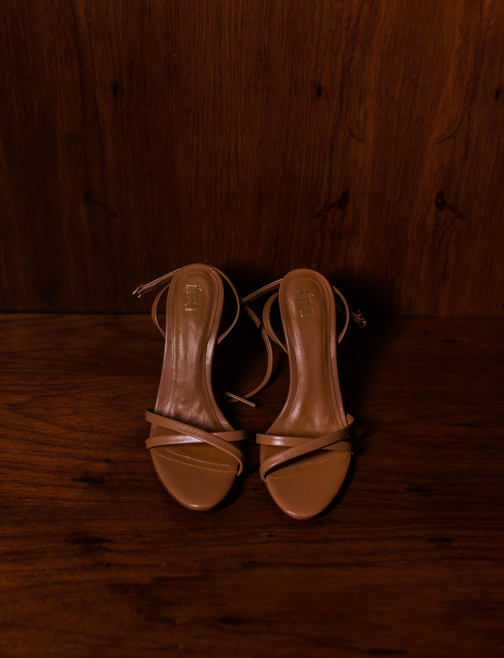 ANNA SANDAL CARAMEL